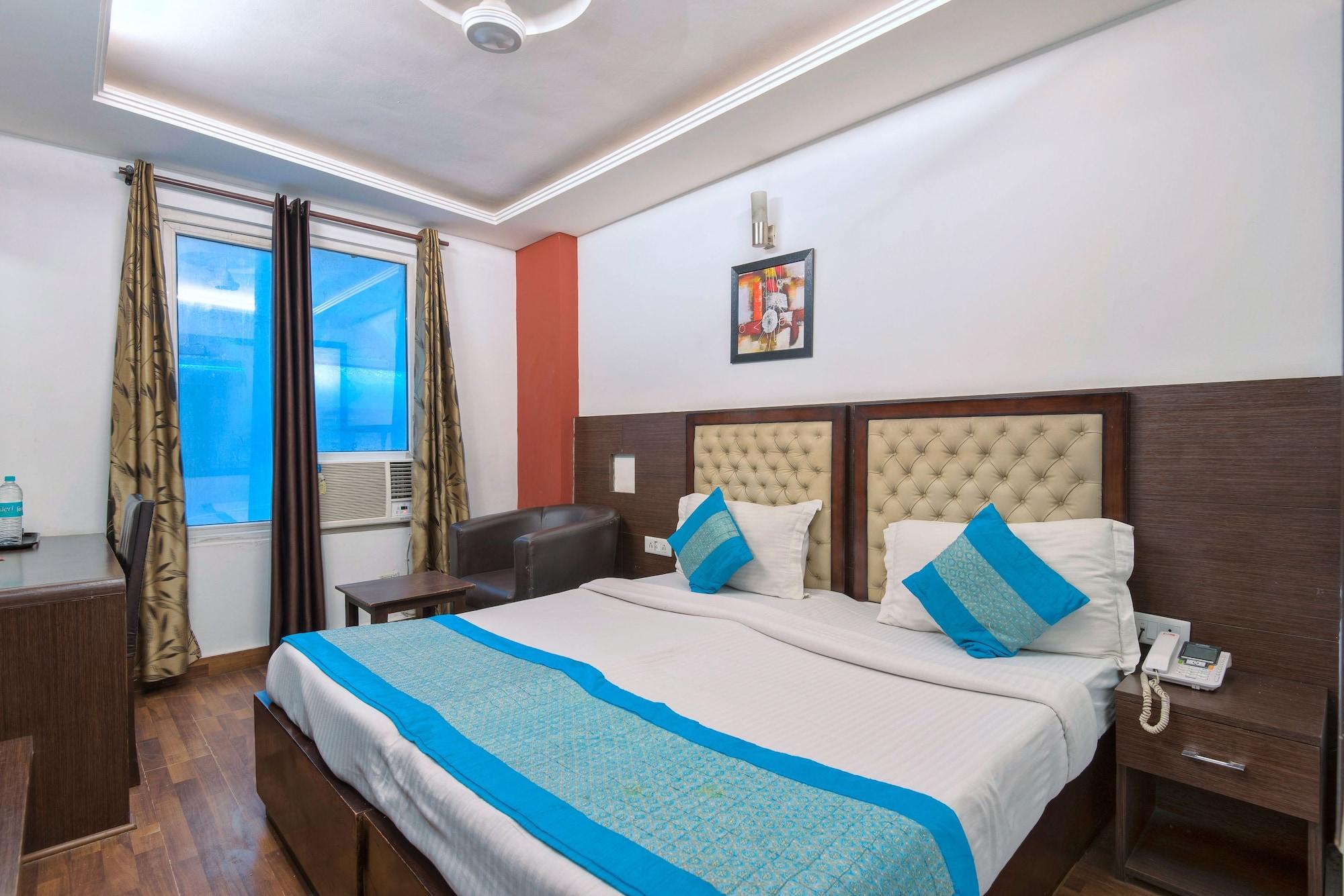 Hotel La Vista Delhi Extérieur photo